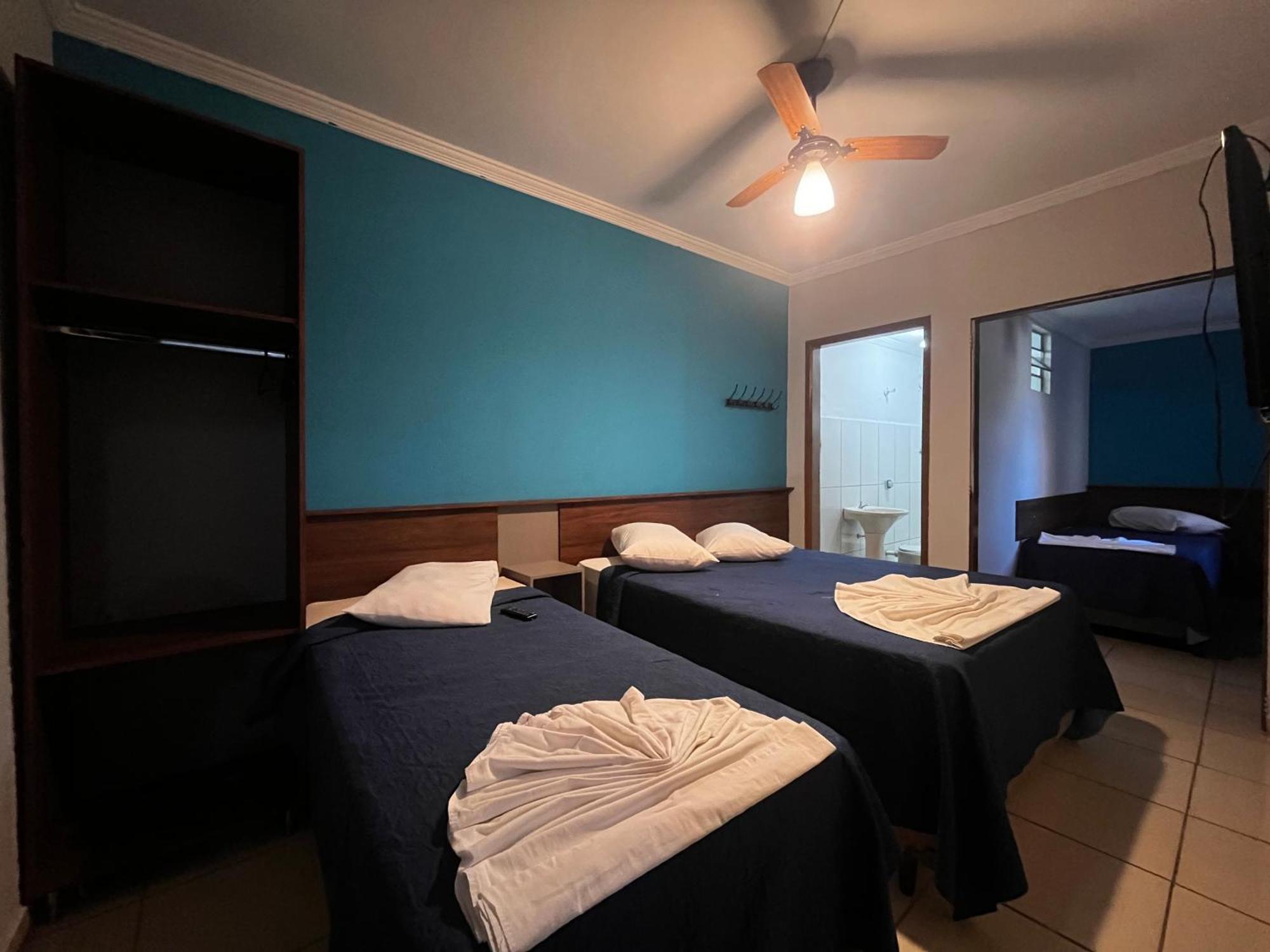 Hotel Cesar Nogueira Aparecida  Exterior photo